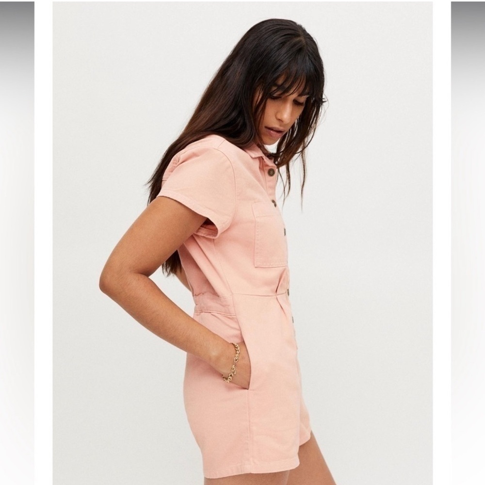 Urban Outfitters BDG Joey Short Sleeve Coverall
Romper Peach Pink Size Small - Picture 3 of 9